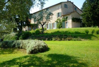 Villa Pulicara - A luxurious farmhouse in the Tuscan countryside
