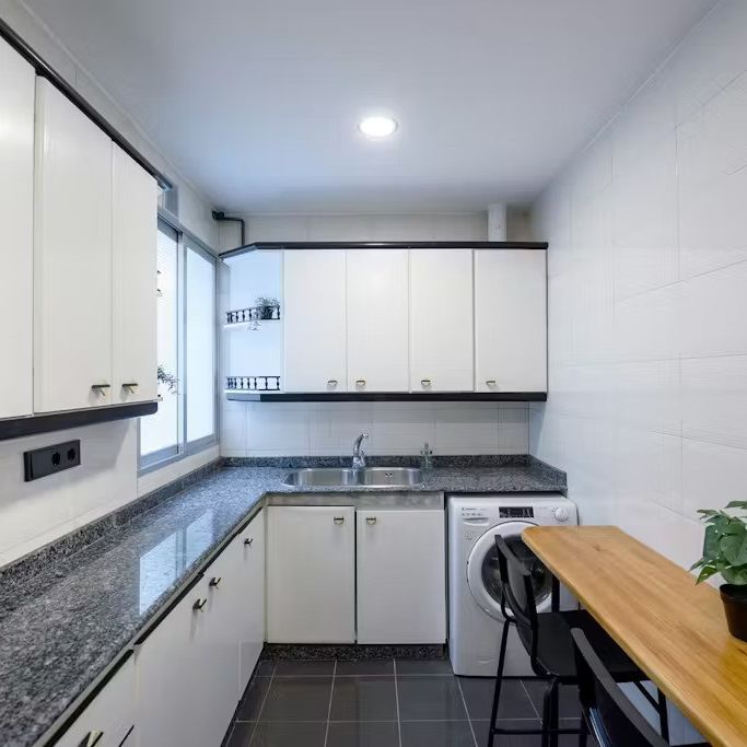 Carrer de Baix, Valencia, Valencian Community 46003 - Photo 1