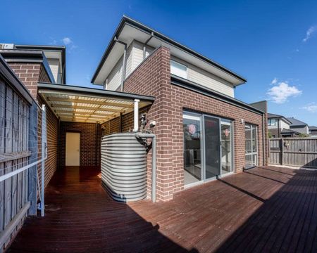 Shines Like New! - Photo 2