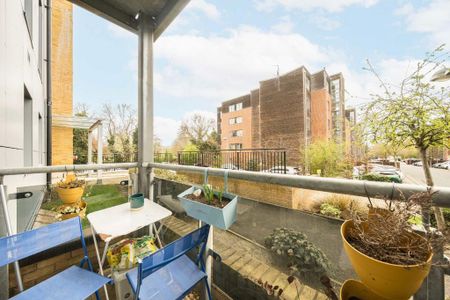 2 bedroom flat to rent - Photo 5