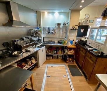 1 bedroom chalet to rent - Photo 2