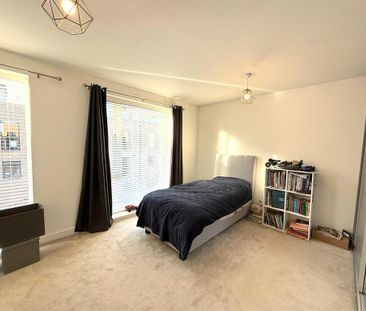 4 bedroom detached house to rent - Photo 4