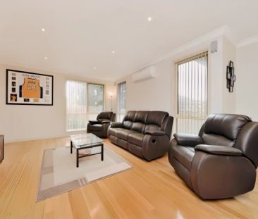 3 Bed, 2 Bath - Photo 4