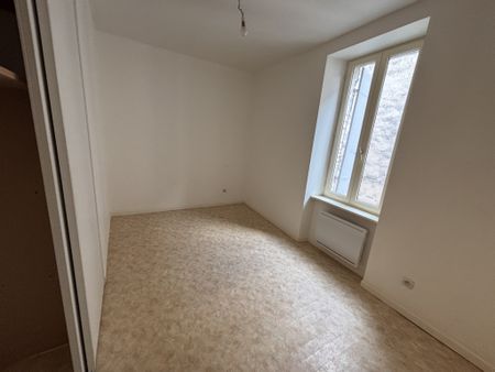 Location Maison 3 pièces 71m² LE MAS D AGENAIS 47430 - Photo 2
