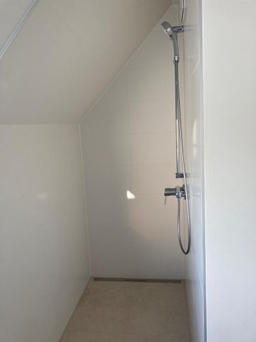 DG-Terrassenwohnung / Kilmaanlage / nähe Bahnhof Meidling / Ab August! - Photo 3