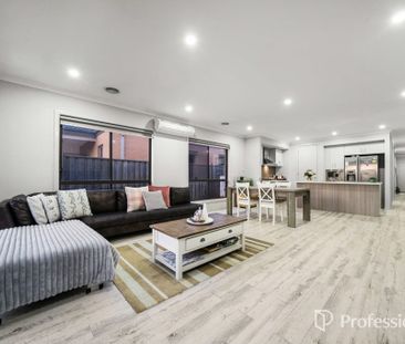 58 Sunnybank Drive, Point Cook VIC 3030 - Photo 2