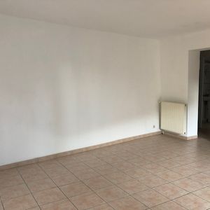 APPARTEMENT A LOUER VIVIERS 2 PIECES 49 M² - Photo 3