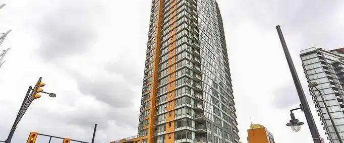 Coopers Lookout | 33 Smithe St, Vancouver - Photo 1