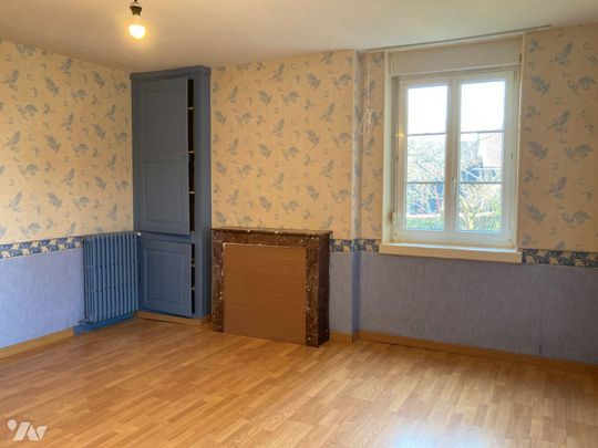 COMMUNE DE LANTAGES (AUBE 10), MAISON D'HABITATION de 105m² : - RDC : entrée, séjour/salon av... - Photo 1