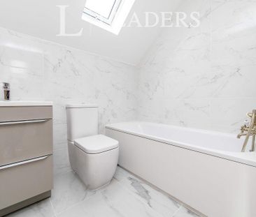 4 bedroom bungalow to rent - Photo 6