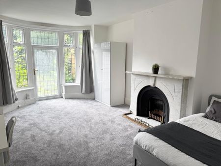 2 bedroom flat to rent - Photo 5