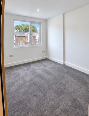 1 bed Flat in Top-floor flat Belgrave Road Torquay, TORQUAY, TQ2 5HZ - Photo 1