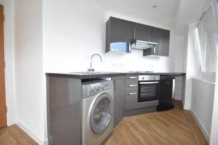 1 bedroom flat to rent - Photo 4