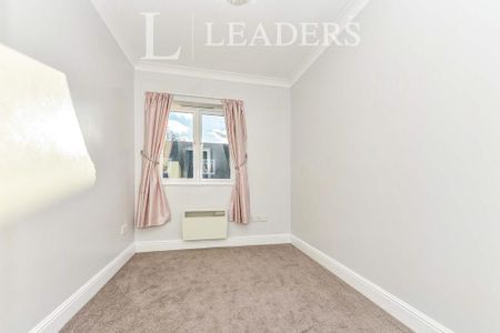 2 bedroom flat to rent - Photo 3
