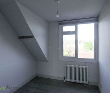 3 Bedroom - Photo 4