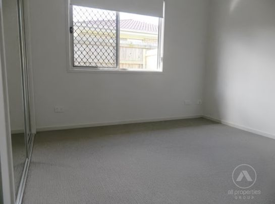 Modern, Low-Maintenance Living in a Convenient Marsden Location - Photo 1