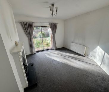 3 bedroom semi-detached house to rent - Photo 2
