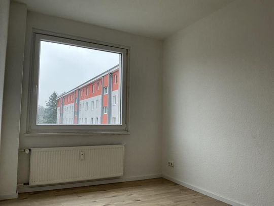 Für Sie Bezugsfertig mit modernem Wannenbad und Balkon - Foto 1