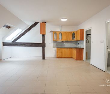 Pronájem bytu 2+kk 92 m² - Fotografie 4