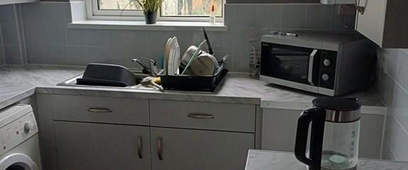 1 bedroom in a house share to rent - Photo 1