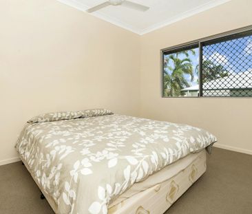 Furnished Apartment with Balcony and Secure Parking - Photo 3