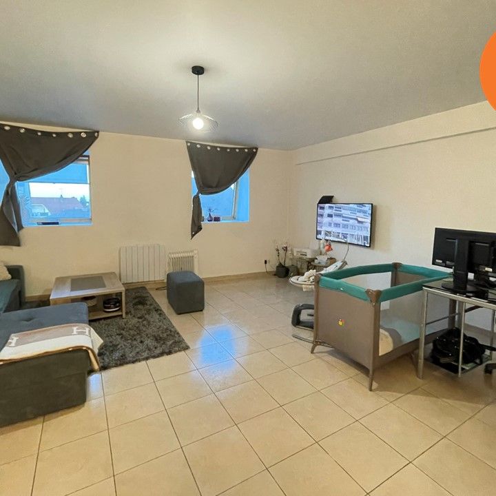 Location Appartement 3 pièces 83m² - Photo 1