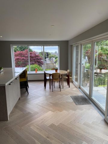 3 bedroom flat to rent - Photo 2