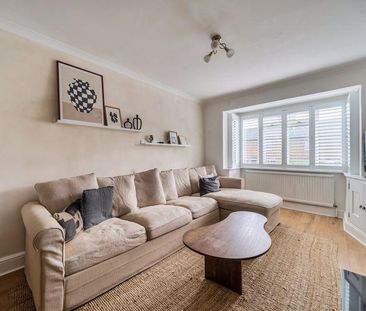 4 bedroom terraced house to rent - Photo 1