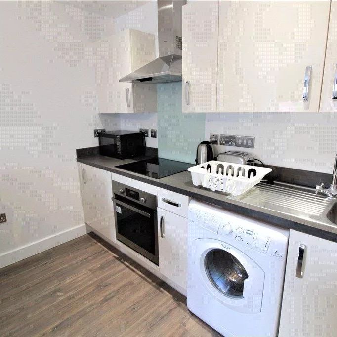 Queens House, Queens Road - Photo 1