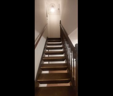 2 Bed Terraced House, Armstrong Close, E6 - Photo 2