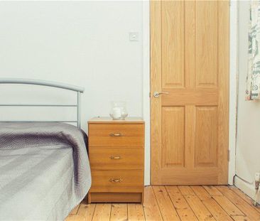 5 bedroom semi-detached house to rent - Photo 5