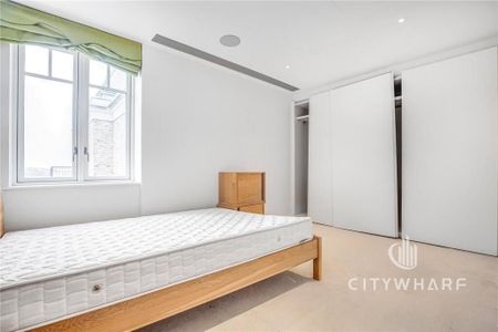 , Higham House East, Carnwath Road, London - Photo 2