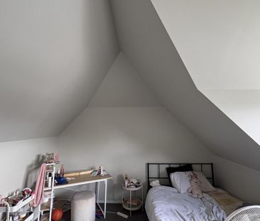 Spacious Four-Bedroom Townhouse - Hamilton East - Photo 4