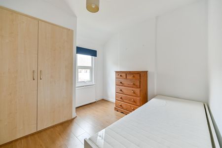 Blenheim Gardens, Reading, RG1 5QJ - Photo 5