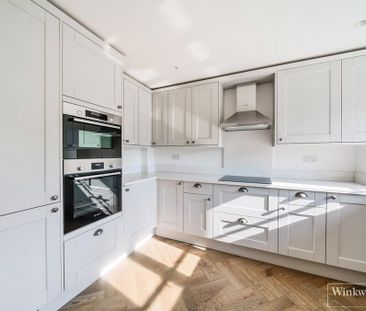 3 bedroom semi-detached house to rent - Photo 5