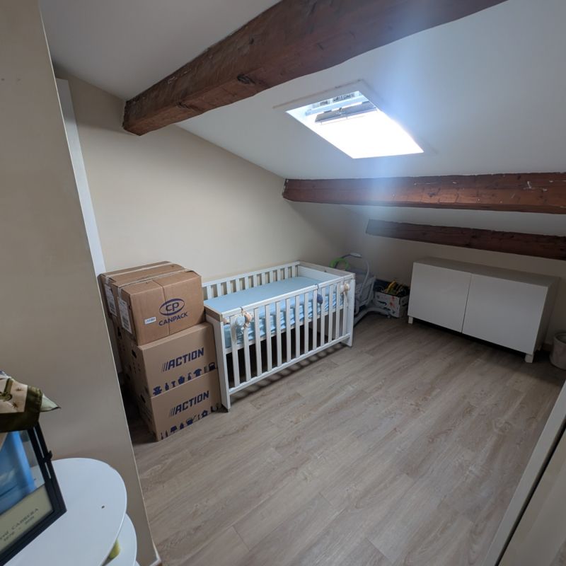 Appartement T3 2ème étage - Photo 1