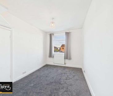 Greenwood Avenue, FY1 - Photo 5