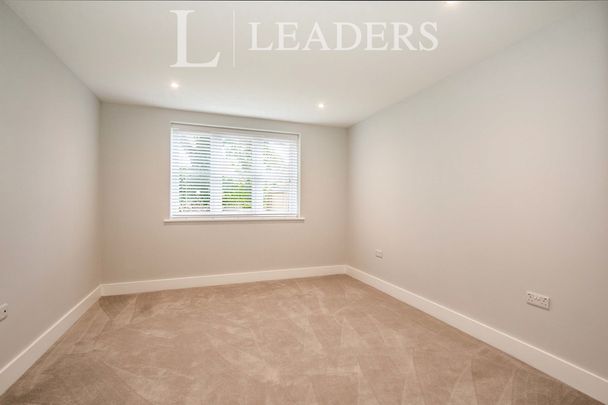 2 bedroom flat to rent Ortus, Springfield Road, BH14 - Photo 1