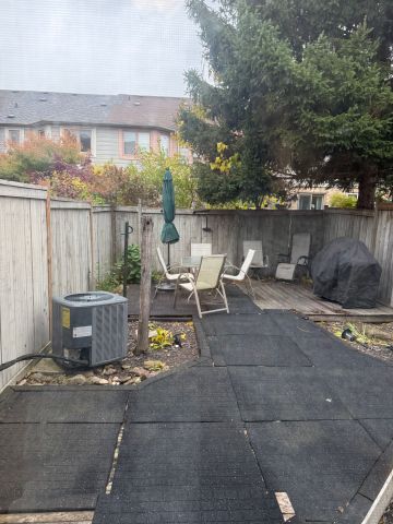 For Lease - 1133 Westview Terrace, Oakville, Ontario - Photo 2