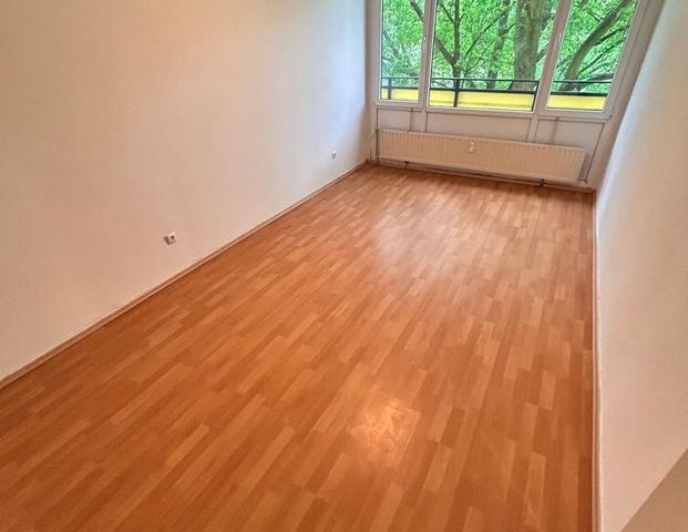 Moderne 3-Zimmer Wohnung mit Balkon in Mönchengladbach - Foto 1