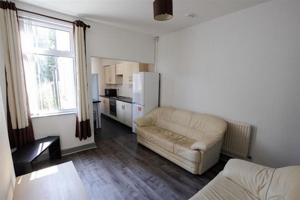 2 bedroom house to rent - Photo 1