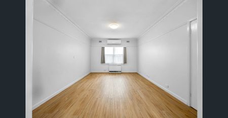 Neatly presented home in a sought-after Redan setting - Photo 4