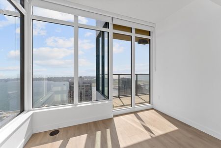 For Lease - 3 Concord Cityplace Way Unit# 5910, Toronto, Ontario - Photo 4