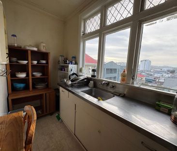 Super large 2 bedroom apartment in city - Photo 5