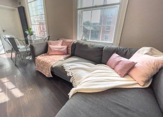 5 bedroom terraced house to rent - Photo 1