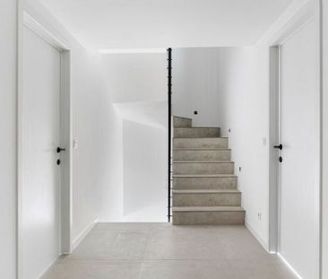 Villa te huur in Sint-Genesius-Rode voor € 2.000 met 4 slaapkamers - Photo 4