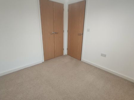 Hornbeam Avenue, Bury St. Edmunds, Red Lodge - Photo 3