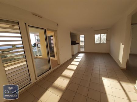 Location Appartement 3 pièces 62m² ST JOSEPH 97480 - Photo 5