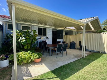 Delightful Beachside Home - Photo 4