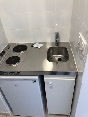 Location Appartement 1 pièce 18m² LE KREMLIN BICETRE 94270 - Photo 1